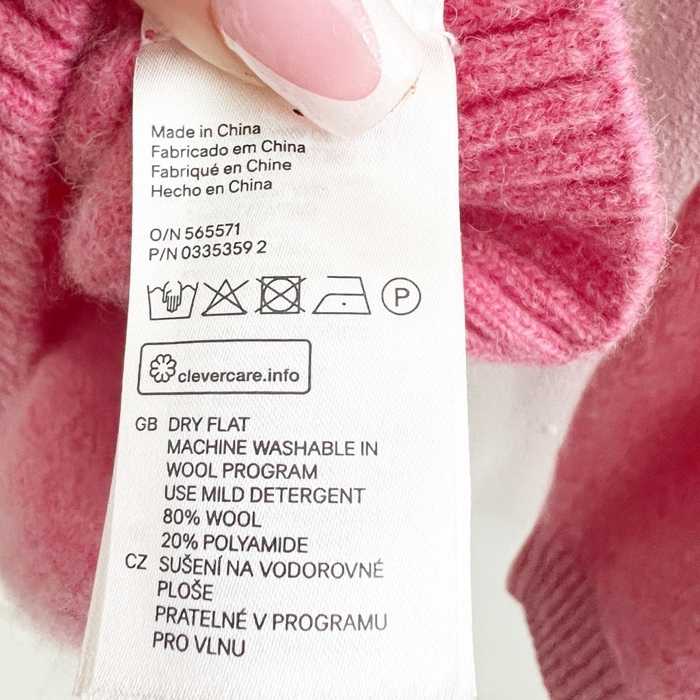 H&M Pink Sweater Medium Crew Neck Long Sleeve Ribbed Hem bubble pink NWOT - Picture 10 of 10
